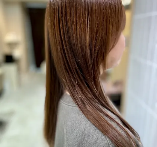ストレートヘアでヘアカラー後